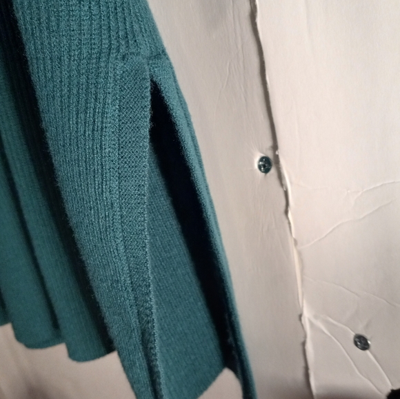 J.Jill 30% Wool Pullover Knit Casual Minimalist Sweater Old Money Slouchy Top - Picture 9 of 12